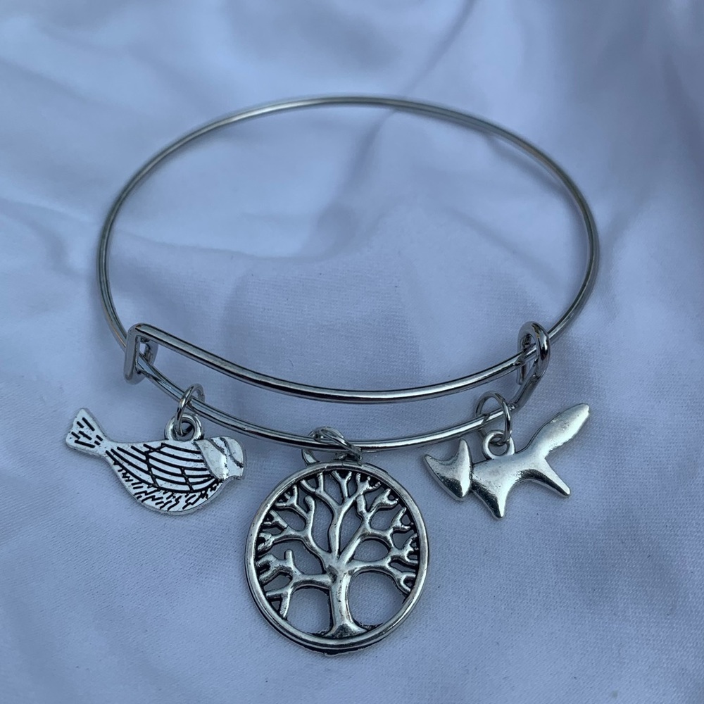 Brand New! Handmade! Adjustable Charm Bangle Bracelet! - Picture 4 of 5